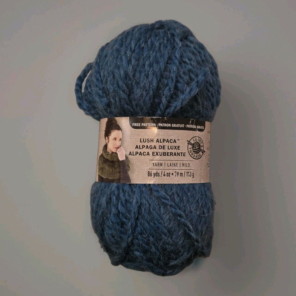 Loops & Threads Lush Alpaca Blend Yarn Teal Blue Skein 4 oz 86 yds New Bulky